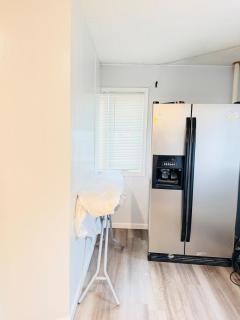 4 Bedroom Home Near MSUM and Concordia - 2