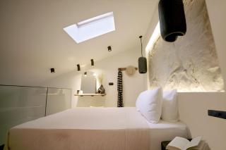 ŌMNIMI Signature Living - 4