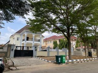 TuneHomes Service Apartment & Shortlets - 8