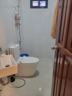 Nido's Nest Retreat, Tropical 3BR Villa Near Beach Fast WiFi 10ppl - 9