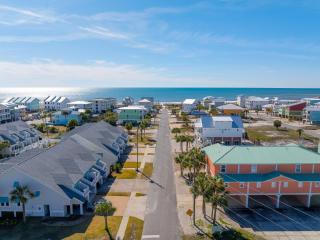 The Salty C Shell by Pristine Properties Vacation Rentals - 3