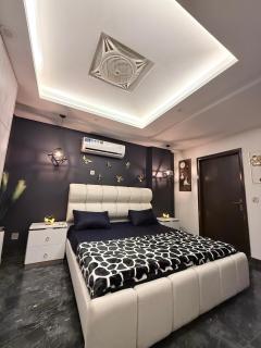 Luxury Apartment in Bahria town - 7