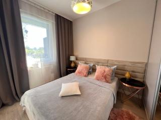 Ciao Krakow! Private Terrace, River View & Parking - 8