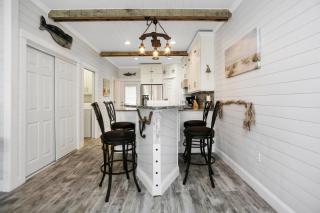 Set Sail at 5 by Pristine Properties Vacation Rentals - 1