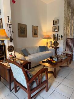 Centerpice Colonial Zone - 9