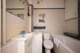 Żurawia Warsaw City Apartment by BookingHost - 1