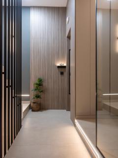 Space Row Exclusive Residences - 8
