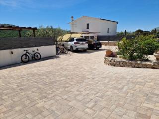 Villa LucaToni - heated pool - 6