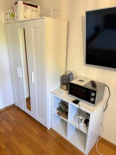 Studio 10 Rhine View - Quiet and Cozy - 10min walk to City Center, 15min to Main Station - 6