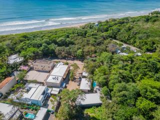 Steps to the Main Surf Break - 6 Bedroom Villa - 5