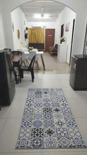 Homestay Little Cozy - 2