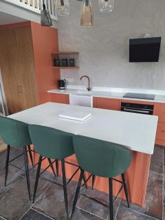 Sunny Hills Cottage - 2
