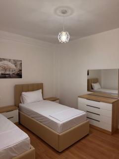 Blendi Guest House - 4