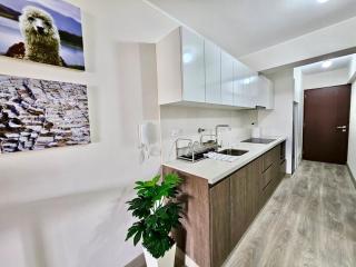 Barranco Luxe Apt with AC - 1
