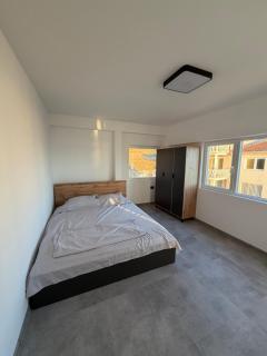 Spiro Apartments - 2