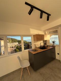 Spiro Apartments - 1