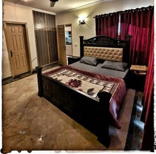 ASRA Murree - Mountain View Hotel Suites - 1