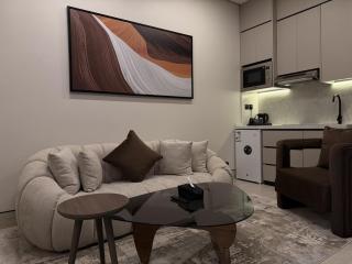 Amara Blvd Cozy Living Room G05 - 0