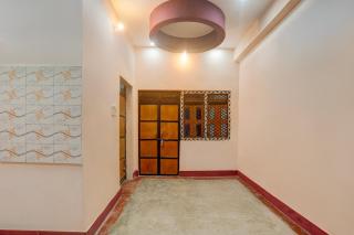 SPOT ON by OYO Royal Hotel - 0
