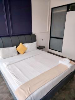 Scarletz Residences Twin Towers Walk KLCC - 5