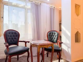 2 BR Champollion Khan Downtown Cairo - 8