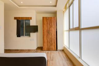 Hotel O COZY STAY GUEST HOUSE - 1