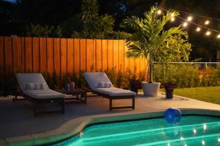 Waterfront Retreat, Heated Pool, Sand Court - 0
