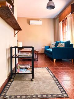 CASA SOL, encantadora y espaciosa casa a dos cuadras de la Laguna, con pileta y parque en Complejo El Solcito - 0