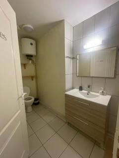 Quiet 3-room apartment with bay view - rest and teleworking - 0