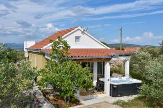 House Lila Jacuzzy - 9