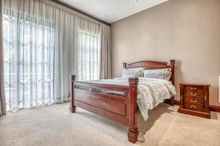 Executive 4 Bedroom Home in Secured Neighborhood - Luxury, Privacy, and Comfort - 8
