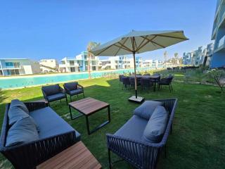 3 bedrooms garden unit with private beach by the lagoon - 0