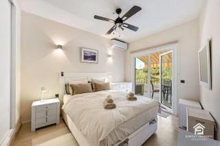 Puerto Cabopino Retreat | Sunny Terraces & Pool - 4