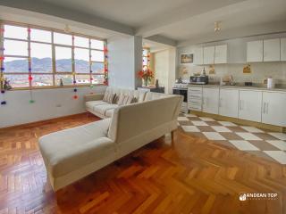 Plaza de Armas 8-Minute 3BR Apartments - 3