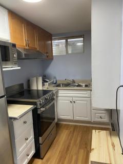 Comfy 2-Bedroom Basement unit - 1