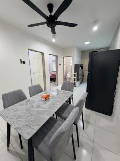Small Yard Homestay Sungai Siput Cozy 3BR - 3