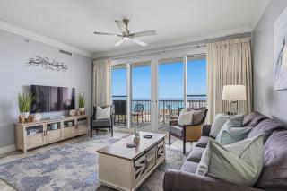 Beach-view penthouse condo with stunning water views on-site pool & hot tub - 9
