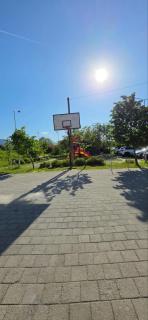 Riverside apartment with private parking - 5