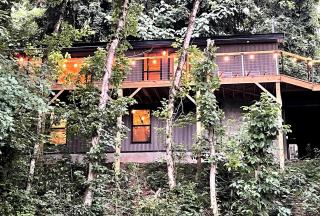 Center Hill Lake Retreat Lake Views, Fire Pit & 400 Yds to Water - 5