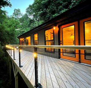 Center Hill Lake Retreat Lake Views, Fire Pit & 400 Yds to Water - 9