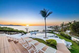 Beachfront Cliff Villa 300 degrees Ocean Views, Pool and Jacuzzi - 4