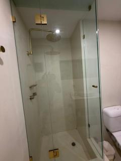 Surfers Private Apartments - 3