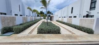 Summer House Parking AC Wi-Fi Jacuzzi in Punta Cana - 6