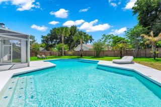 Exquisite Luxury Home Minutes from All Theme Parks - 6