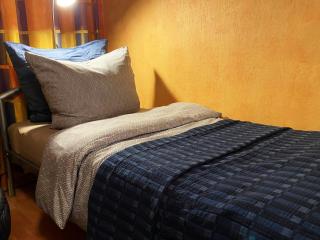 Business 2-Room Stay - 4 Beds I 100m to Conti I 250m to Metro I 20 min direct to Messe - 7