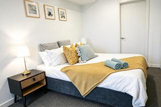 Modern 2B2B City Apartment-Free Parking-Pool-Gym - 4