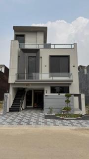 one click guest House - 5