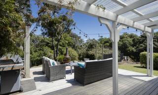 Charming Coastal Hideaway in Moeraki - 4