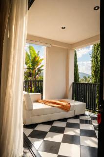 Luxury Private Villa 16 Guests Near Provenza - 3