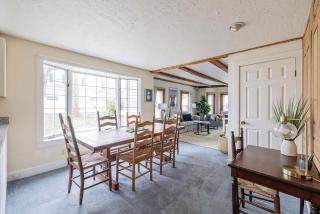 The Beach Hive - Lower Village, Walkable Dock Sq - 7